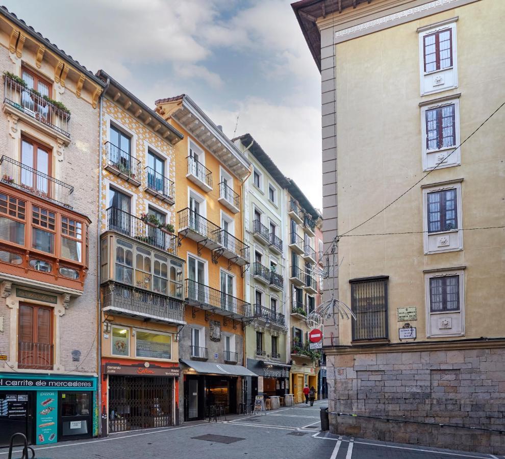 Pamplonapartments Mercaderes Bagian luar foto